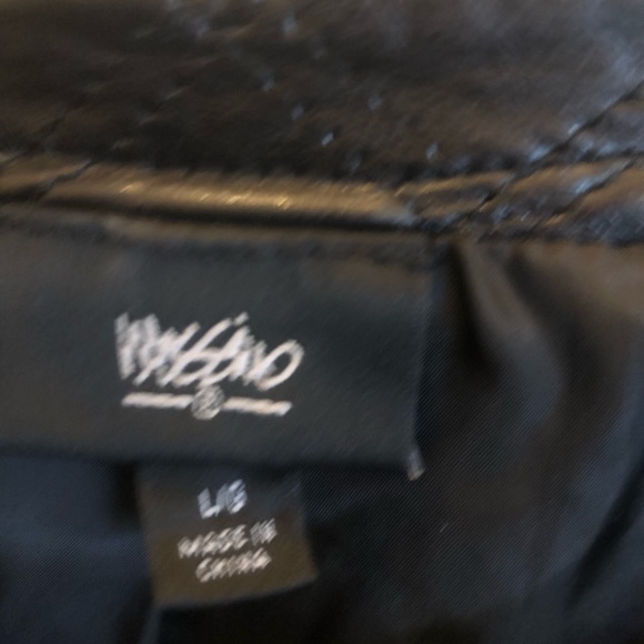 💜💜SOLD💜EUC black faux leather jacket, worn once - Picture 3 of 5